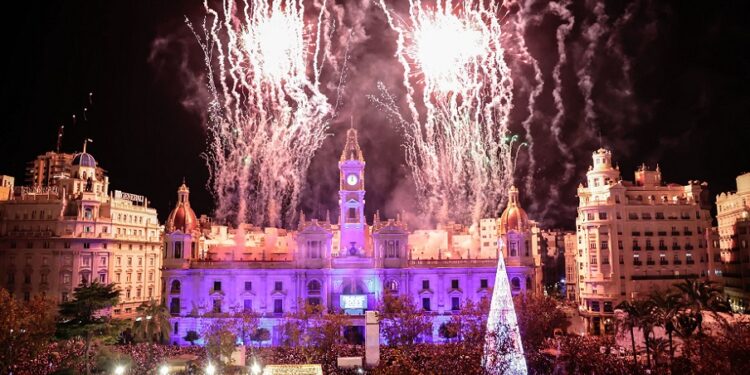 Nochevieja 2023 en plaza Ayuntamiento Valencia 750x375