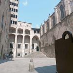 images/varosok/Barcelona/Barcelonarol_diohejban/Plaza_del_Rei.jpg